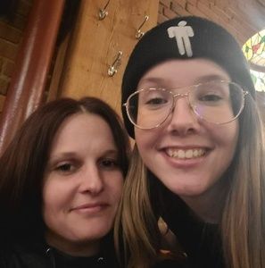 Meet your Posher, Lyndsey